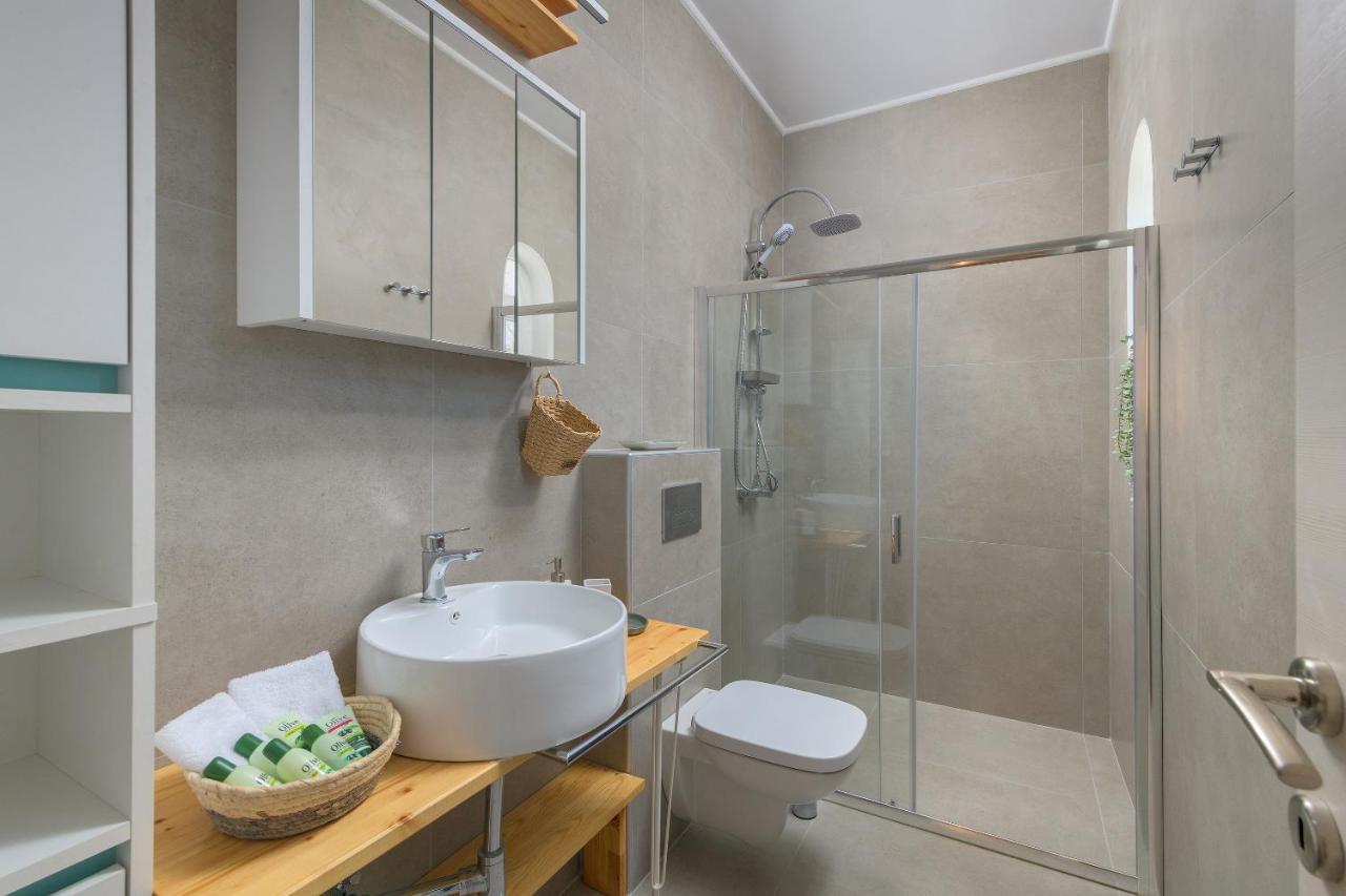 Niva Kamiros Apartments Bagian luar foto