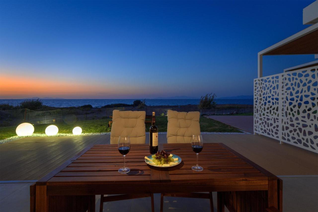 Niva Kamiros Apartments Bagian luar foto